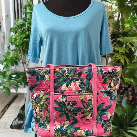 Vera Bradley Small Trimmed Vera Bag in Tropical Paradise _ Pink Teal Palm Trees - Picture 2 of 15